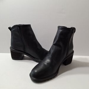 Zodiac Greyson Whimsigoth Block Heel Lug Sole Witchy Like New Combat Boot Sz. 11
